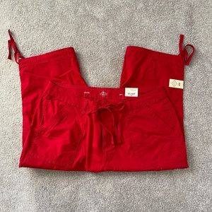 Red Capri, mid-rise, easy fit through hip & thigh
